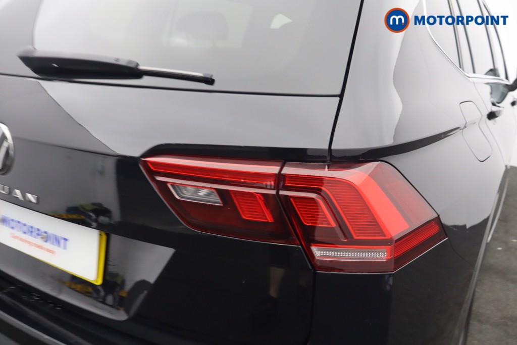 Volkswagen Tiguan Allspace Life Automatic Petrol SUV - Stock Number (1653315) - 3rd supplementary image