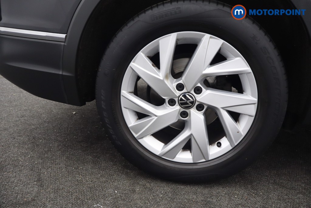 Volkswagen Tiguan Allspace Life Automatic Petrol SUV - Stock Number (1653315) - 8th supplementary image