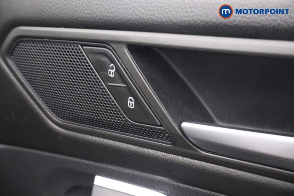 Volkswagen Tiguan Allspace Life Automatic Petrol SUV - Stock Number (1653315) - 14th supplementary image
