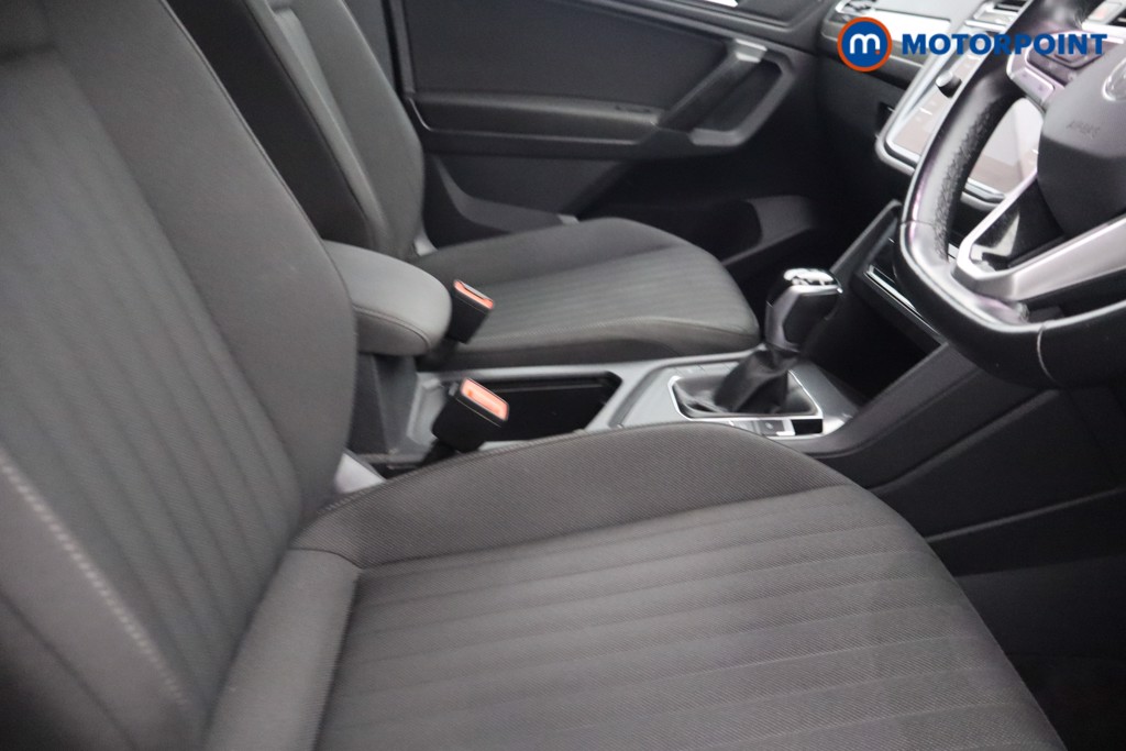 Volkswagen Tiguan Allspace Life Automatic Petrol SUV - Stock Number (1653315) - 16th supplementary image