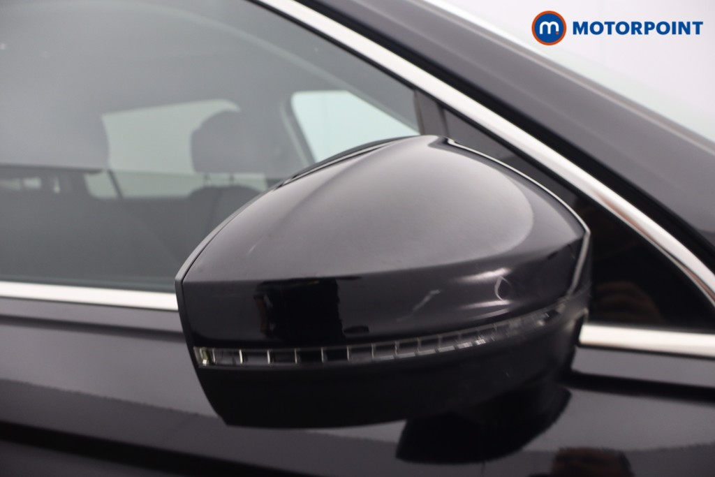 Volkswagen Tiguan Allspace Life Automatic Petrol SUV - Stock Number (1653315) - 26th supplementary image