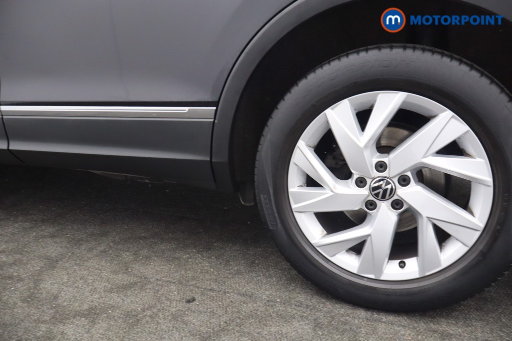 Volkswagen Tiguan Allspace Life Automatic Petrol SUV - Stock Number (1653315) - 32nd supplementary image