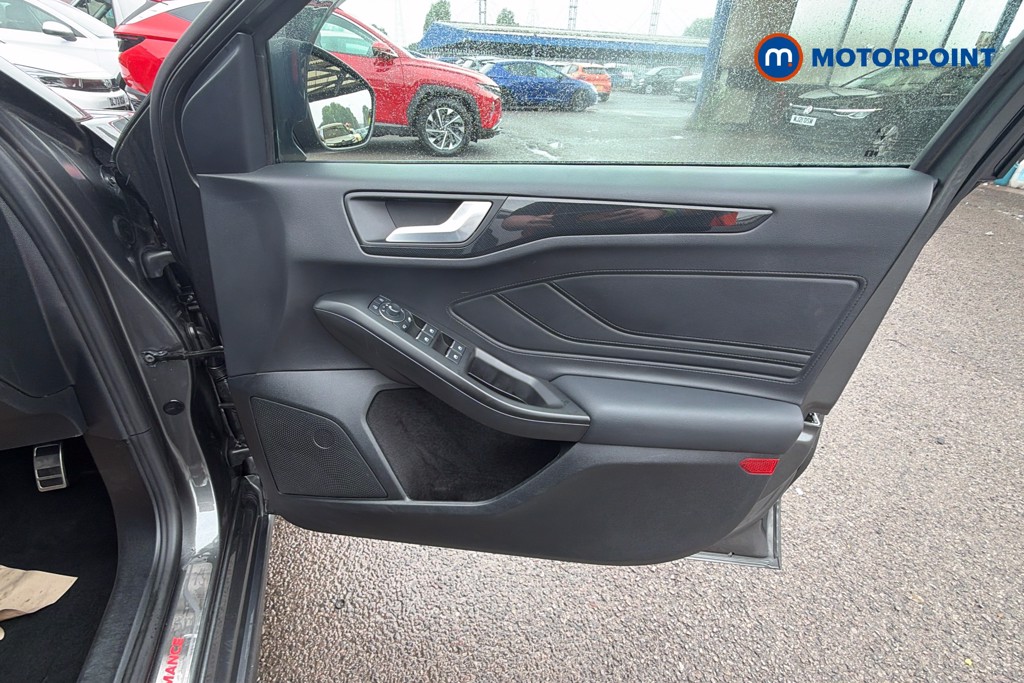 Ford Focus ST Automatic Petrol Estate - Stock Number (1653507) - 19th supplementary image