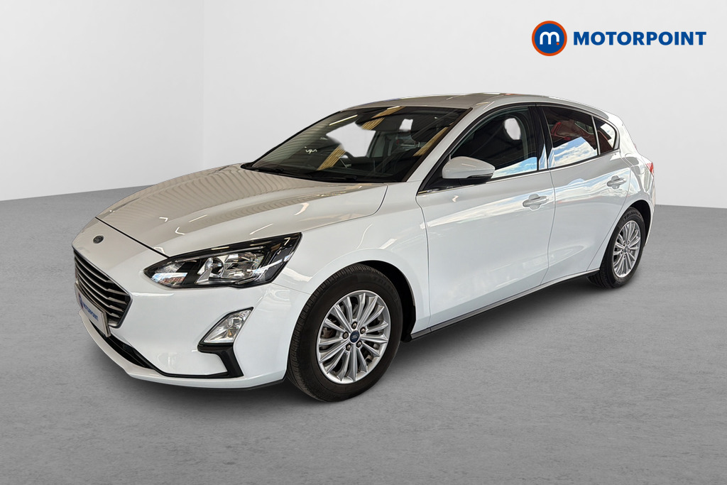 Ford Focus Titanium Edition Manual Petrol Hatchback - Stock Number (1653522) - Passenger side front corner