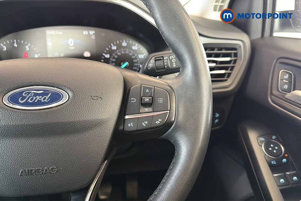 Ford Focus Titanium Edition Manual Petrol Hatchback - Stock Number (1653522) - 3rd supplementary image