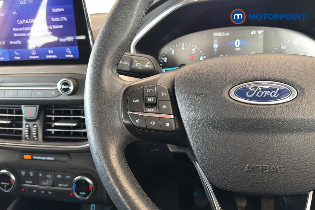 Ford Focus Titanium Edition Manual Petrol Hatchback - Stock Number (1653522) - 4th supplementary image