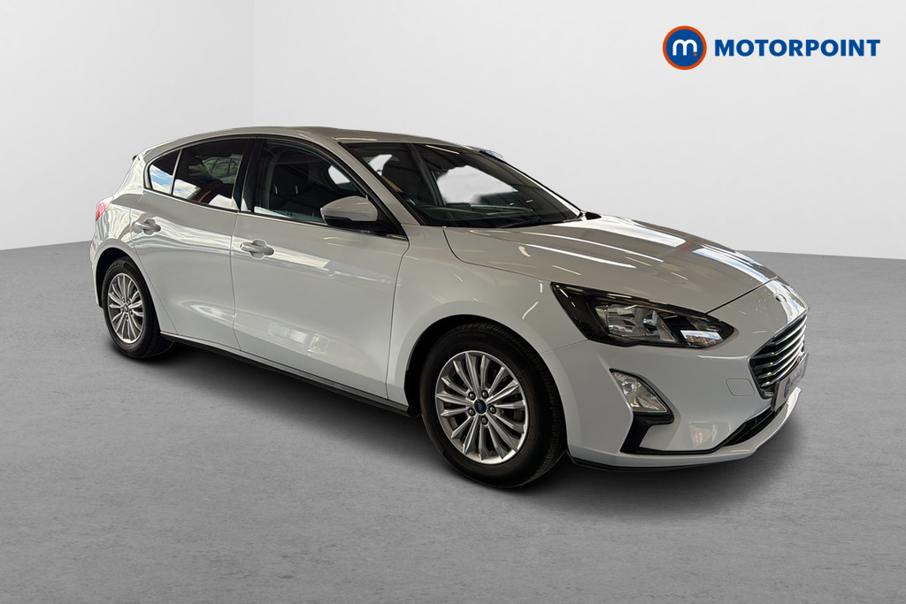 Ford Focus Titanium Edition Manual Petrol Hatchback - Stock Number (1653522) - Drivers side front corner