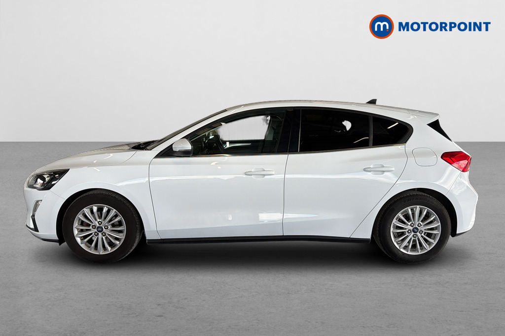 Ford Focus Titanium Edition Manual Petrol Hatchback - Stock Number (1653522) - Drivers side