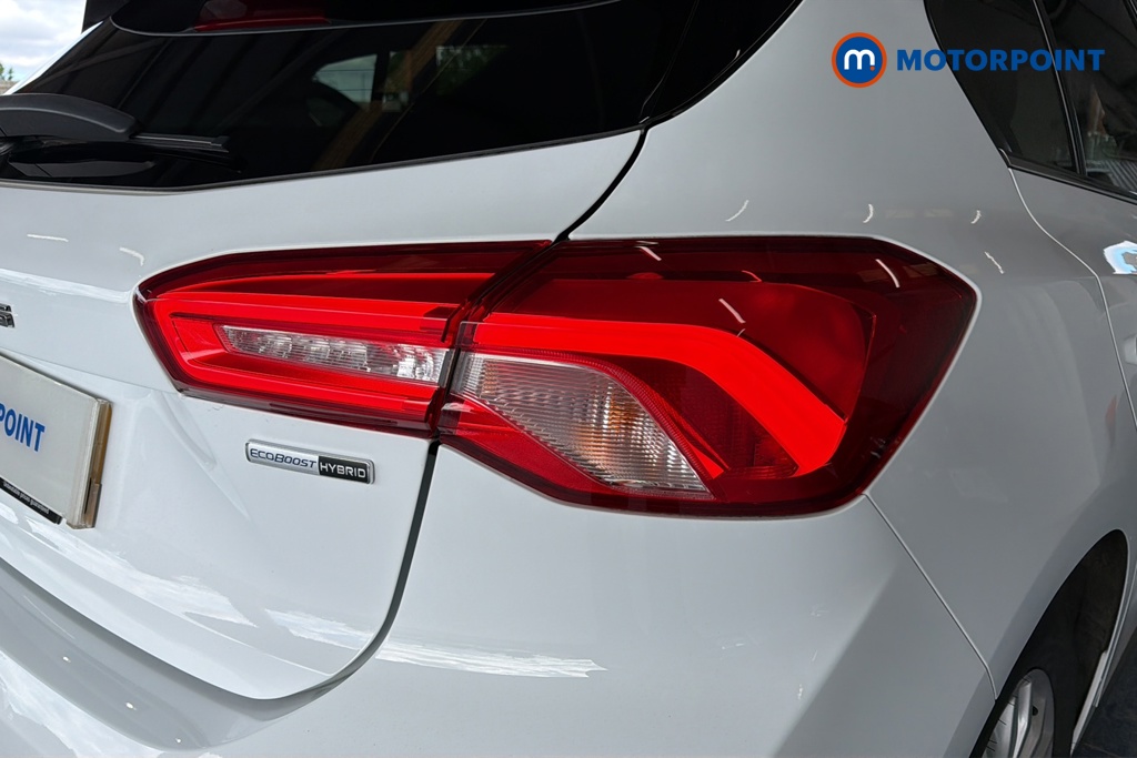 Ford Focus Titanium Edition Manual Petrol Hatchback - Stock Number (1653522) - 36th supplementary image