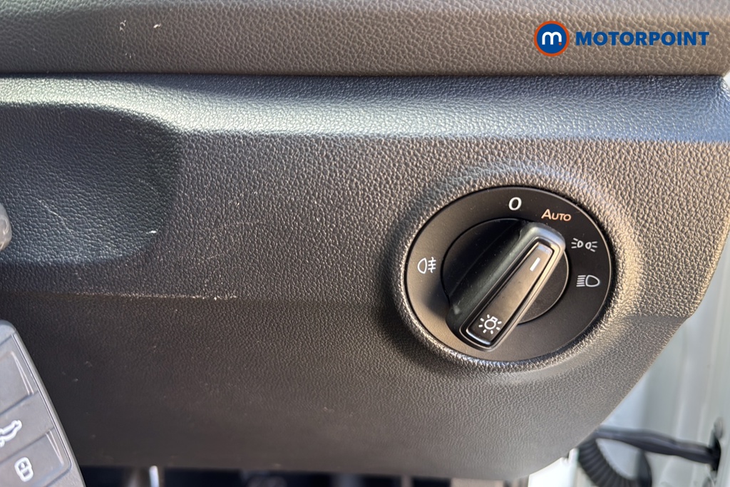 Volkswagen T-Roc Life Manual Petrol SUV - Stock Number (1653629) - 11th supplementary image