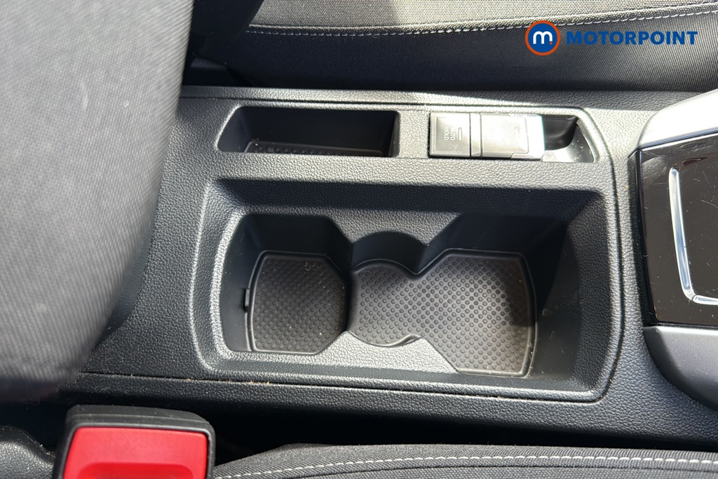 Volkswagen T-Roc Life Manual Petrol SUV - Stock Number (1653629) - 16th supplementary image