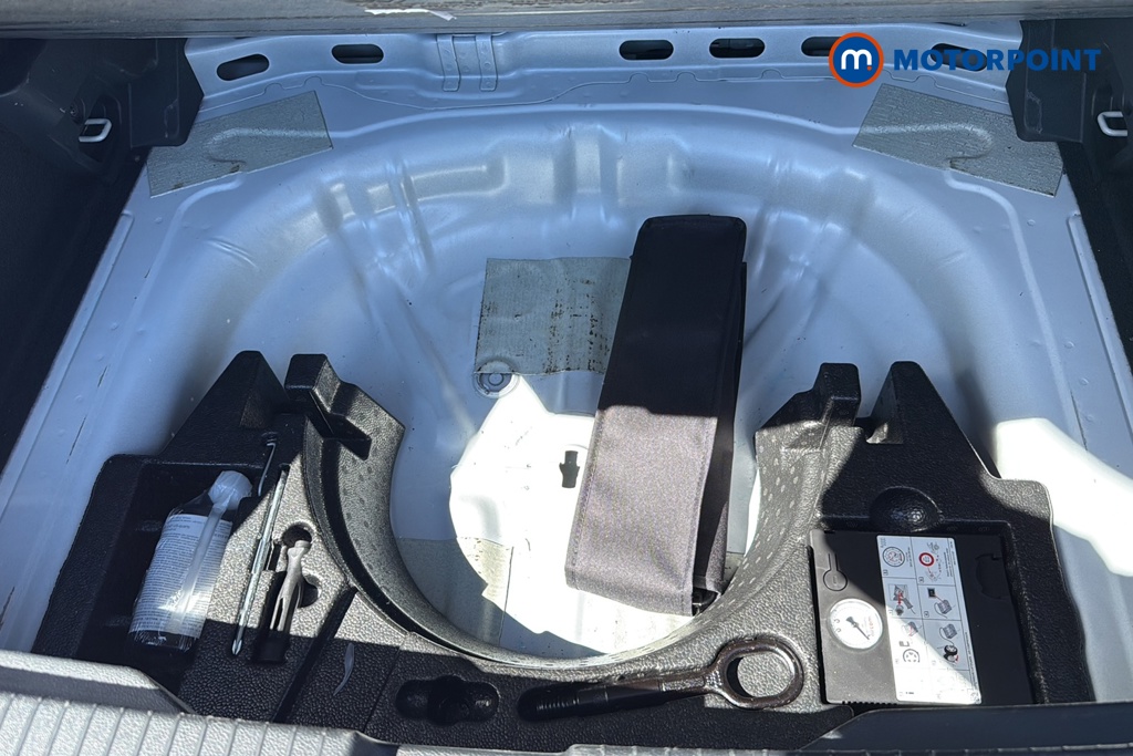 Volkswagen T-Roc Life Manual Petrol SUV - Stock Number (1653629) - 33rd supplementary image