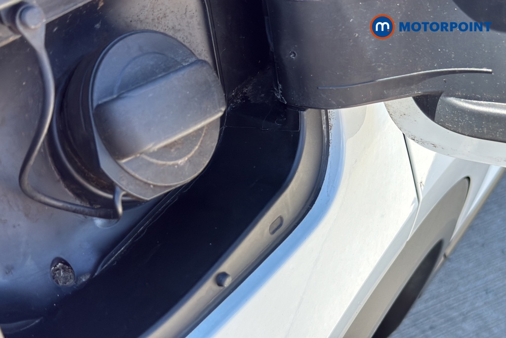 Volkswagen T-Roc Life Manual Petrol SUV - Stock Number (1653629) - 41st supplementary image