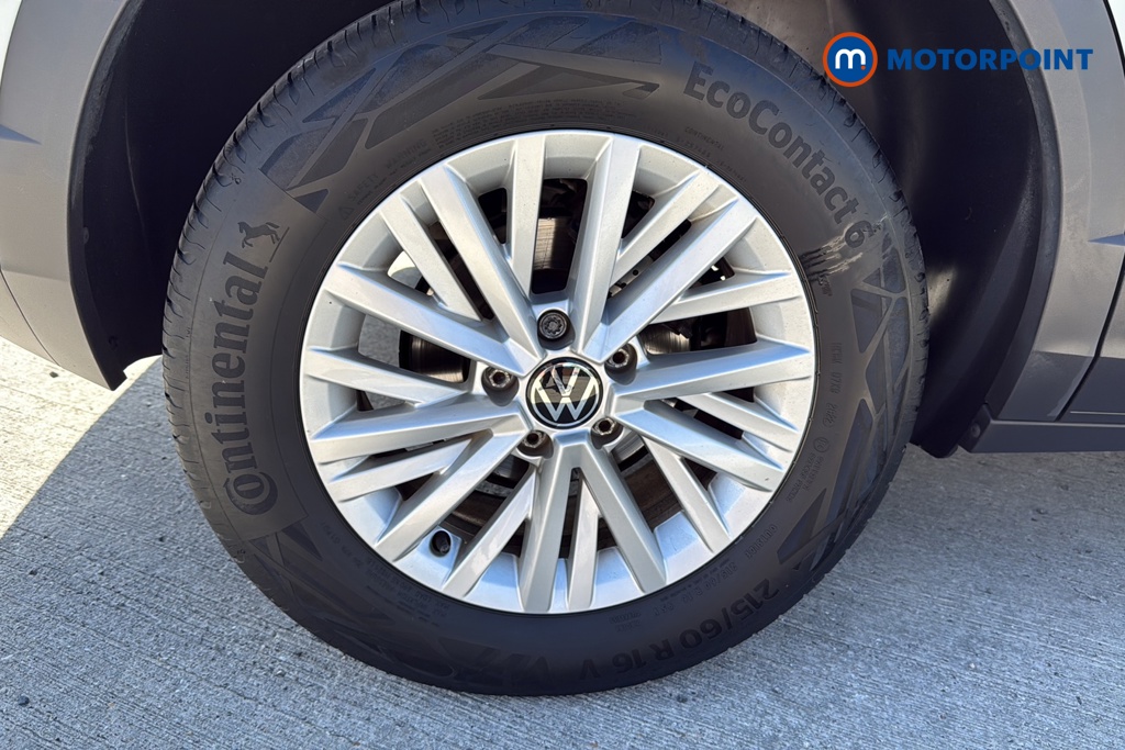Volkswagen T-Roc Life Manual Petrol SUV - Stock Number (1653629) - 46th supplementary image