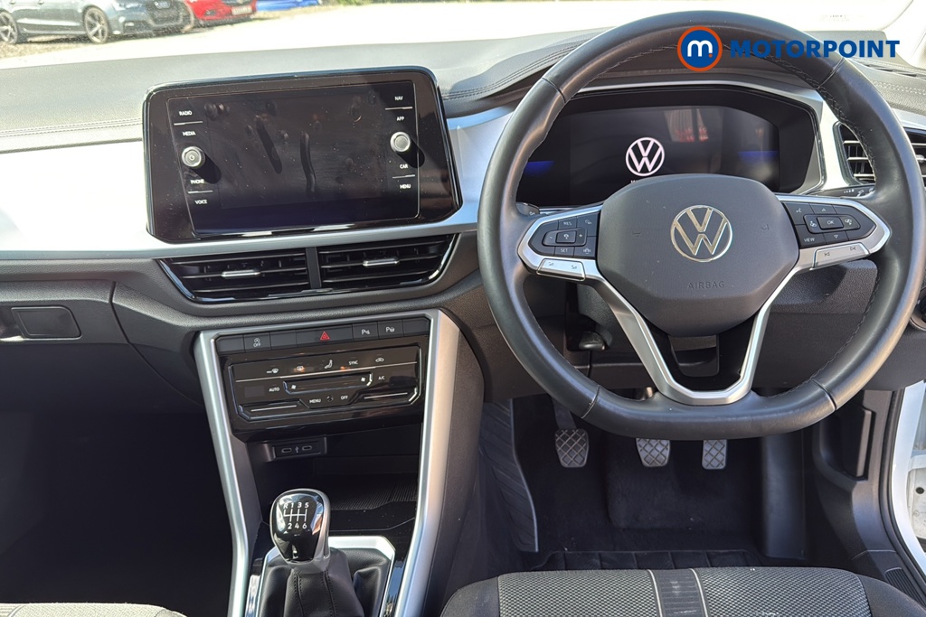 Volkswagen T-Roc Life Manual Petrol SUV - Stock Number (1653629) - 1st supplementary image