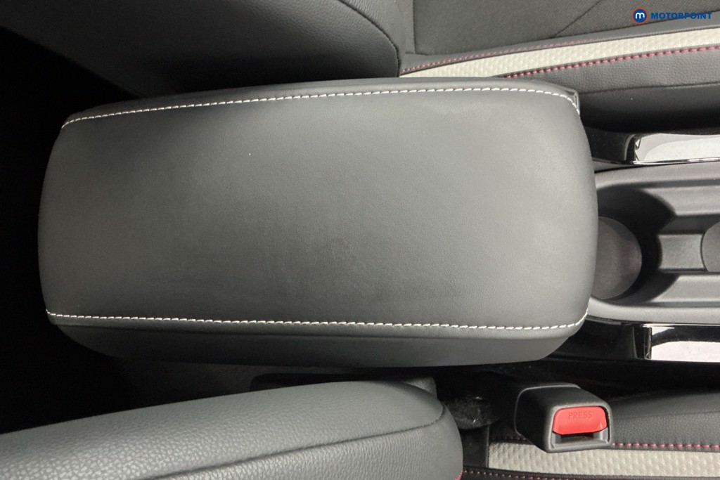 Toyota Corolla Gr Sport Automatic Petrol-Electric Hybrid Estate - Stock Number (1653667) - 13th supplementary image