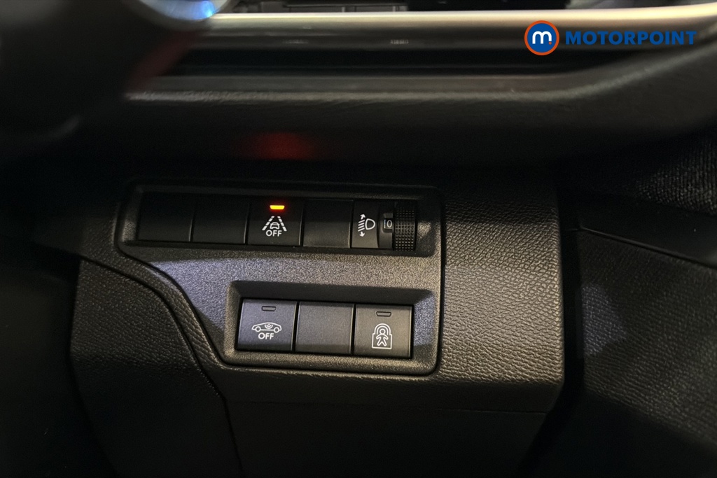 Peugeot 3008 Allure Premium Manual Petrol SUV - Stock Number (1653758) - 11th supplementary image