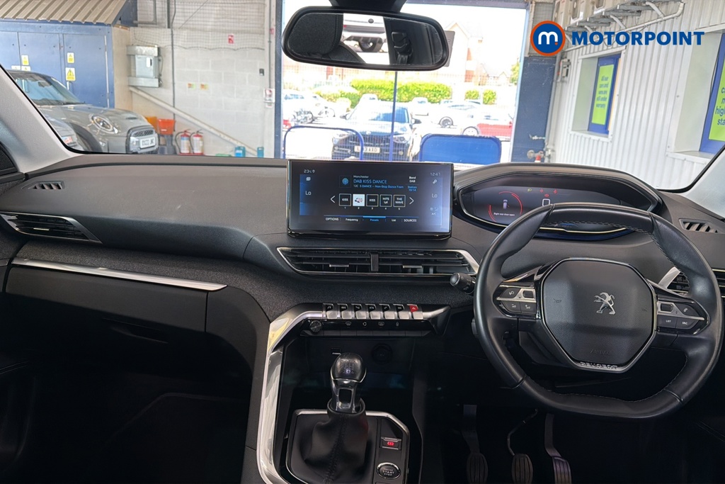 Peugeot 3008 Allure Premium Manual Petrol SUV - Stock Number (1653758) - 1st supplementary image