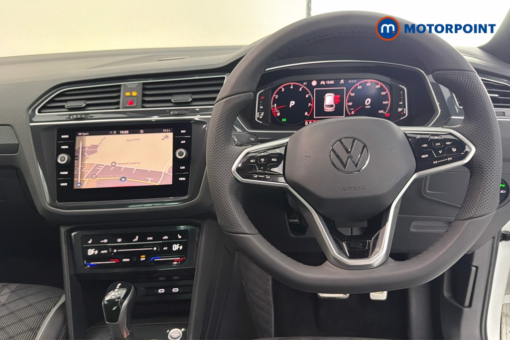 Volkswagen Tiguan R-Line Automatic Petrol SUV - Stock Number (1654229) - 2nd supplementary image