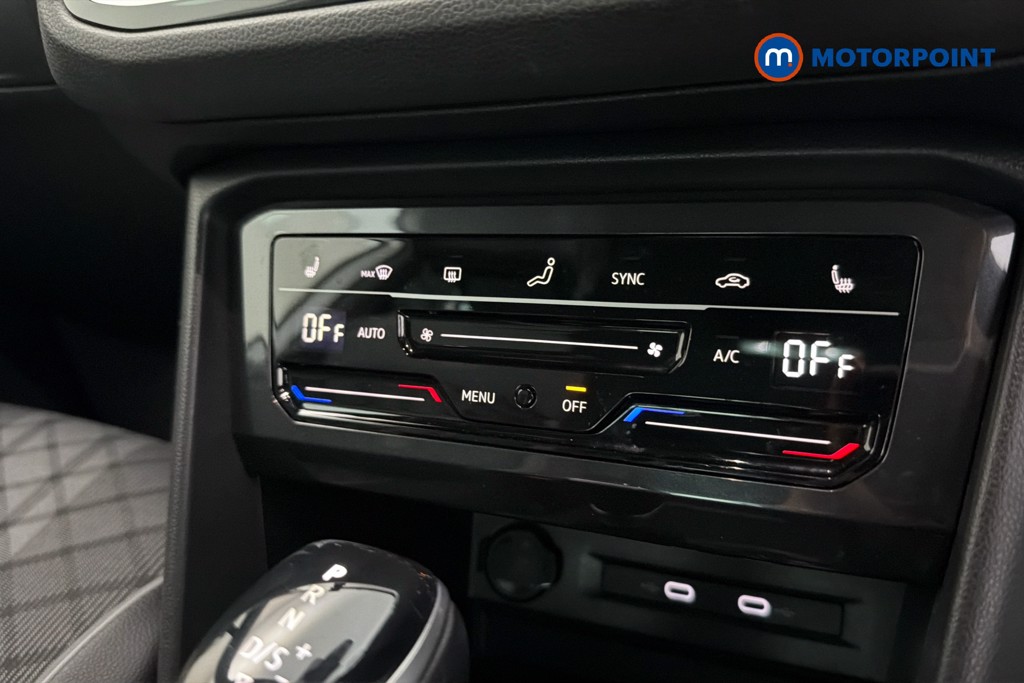 Volkswagen Tiguan R-Line Automatic Petrol SUV - Stock Number (1654229) - 12th supplementary image