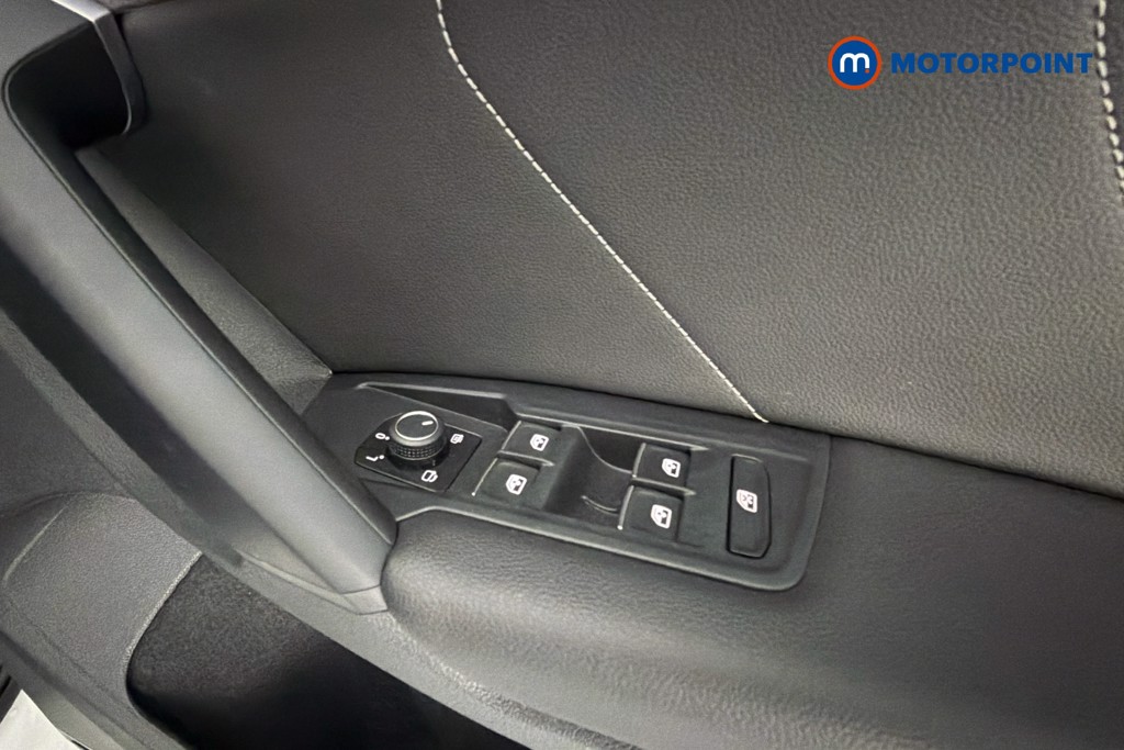 Volkswagen Tiguan R-Line Automatic Petrol SUV - Stock Number (1654229) - 20th supplementary image