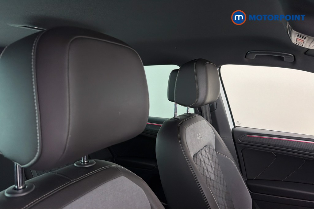 Volkswagen Tiguan R-Line Automatic Petrol SUV - Stock Number (1654229) - 23rd supplementary image