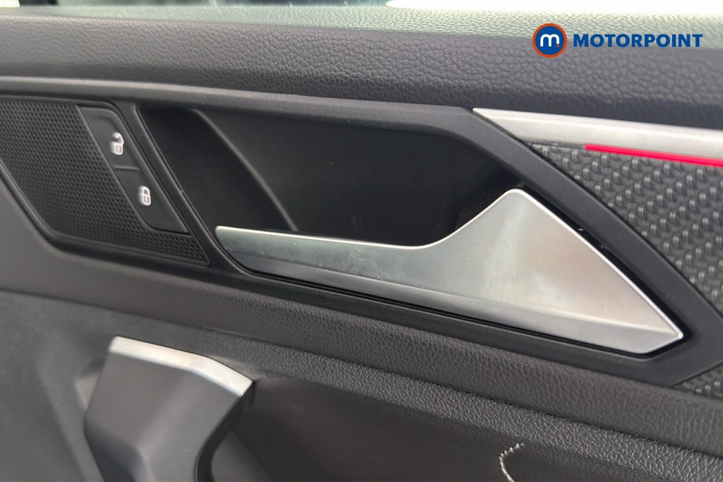 Volkswagen Tiguan R-Line Automatic Petrol SUV - Stock Number (1654229) - 42nd supplementary image