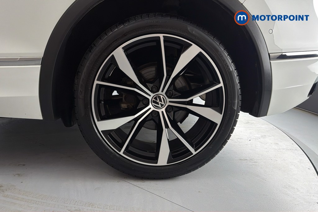Volkswagen Tiguan R-Line Automatic Petrol SUV - Stock Number (1654229) - 48th supplementary image