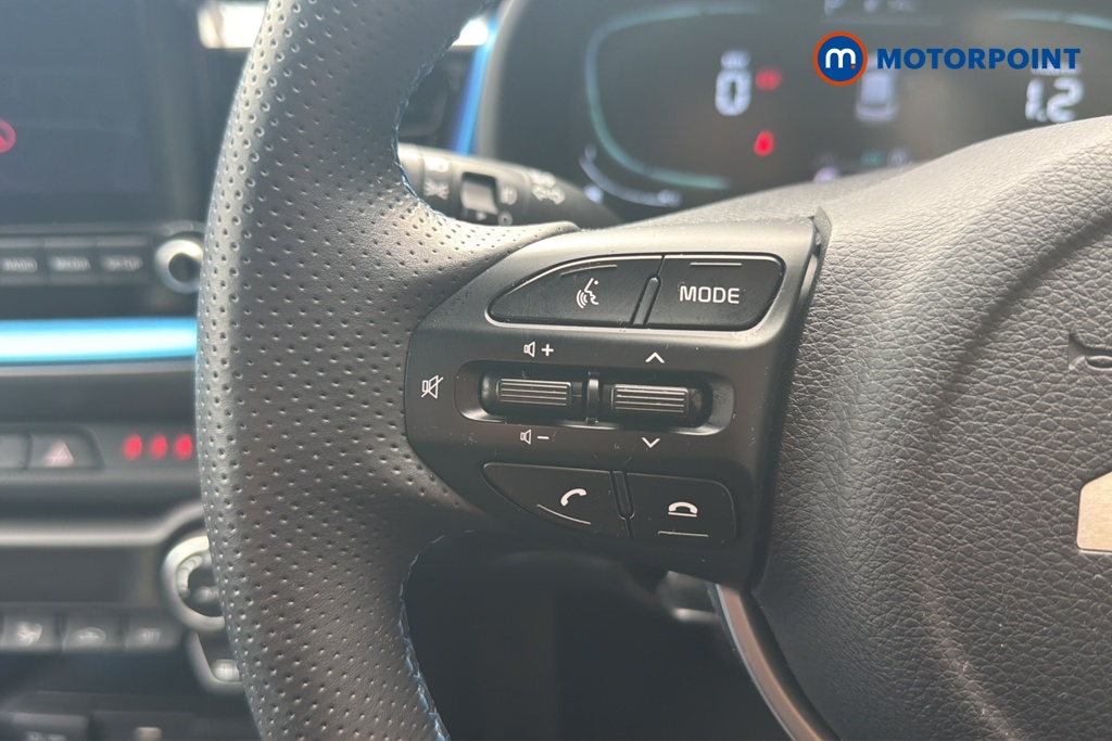 KIA Stonic Shadow Automatic Petrol SUV - Stock Number (1654253) - 4th supplementary image