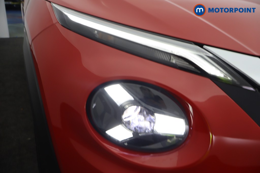 Nissan Juke Acenta Premium Manual Petrol SUV - Stock Number (1628020) - 13th supplementary image