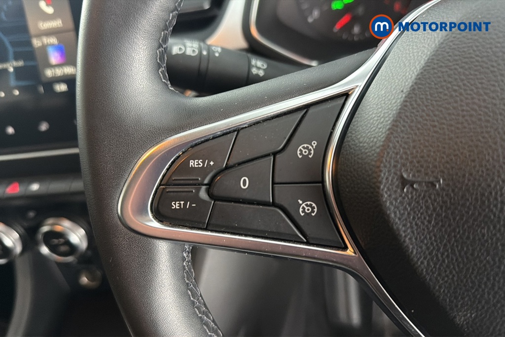 Renault Captur Iconic Manual Petrol SUV - Stock Number (1628379) - 4th supplementary image