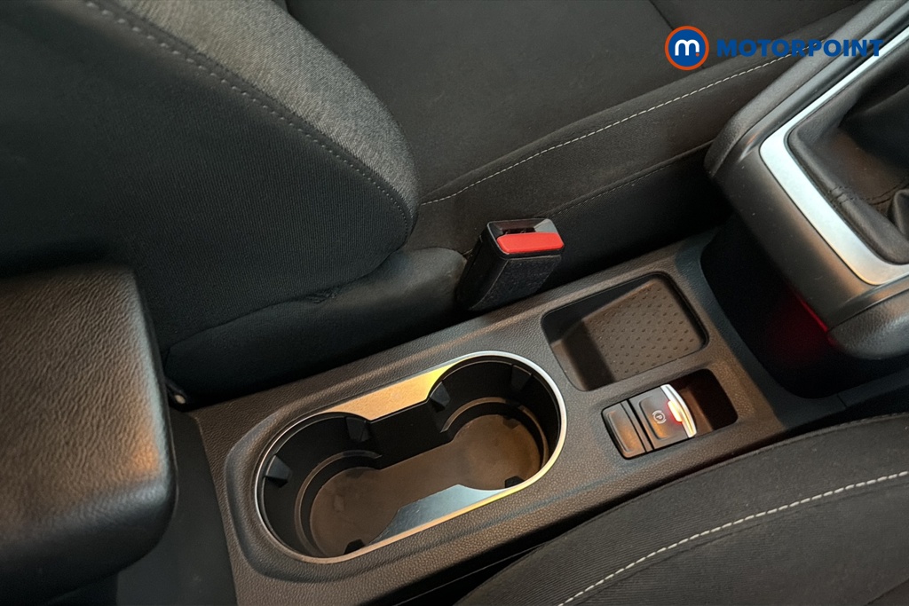 Renault Captur Iconic Manual Petrol SUV - Stock Number (1628379) - 16th supplementary image