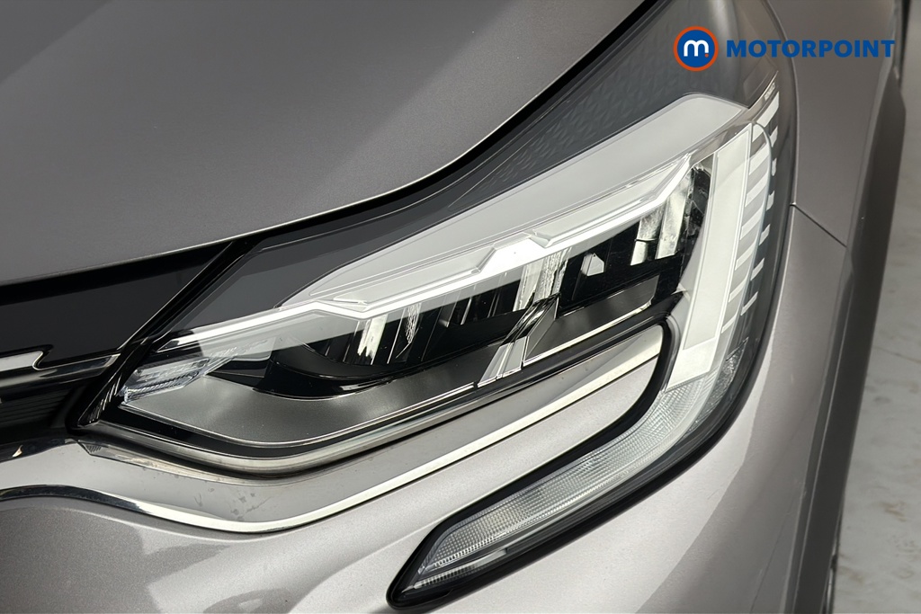 Renault Captur Iconic Manual Petrol SUV - Stock Number (1628379) - 42nd supplementary image