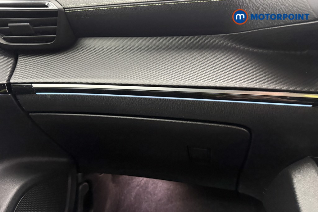 Peugeot 2008 Gt Premium Manual Petrol SUV - Stock Number (1628517) - 23rd supplementary image