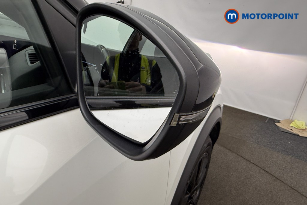 Peugeot 2008 Gt Premium Manual Petrol SUV - Stock Number (1628517) - 44th supplementary image