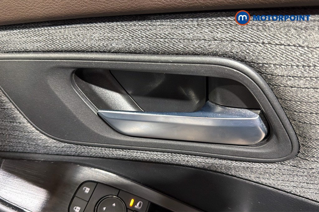 Nissan X-Trail N-Connecta Automatic Petrol-Electric Hybrid SUV - Stock Number (1631940) - 42nd supplementary image