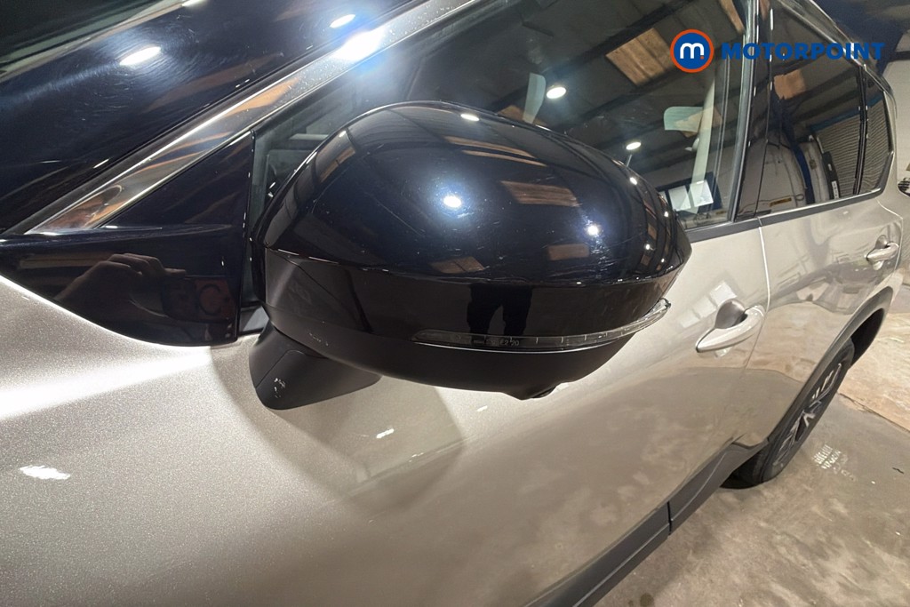 Nissan X-Trail N-Connecta Automatic Petrol-Electric Hybrid SUV - Stock Number (1631940) - 43rd supplementary image