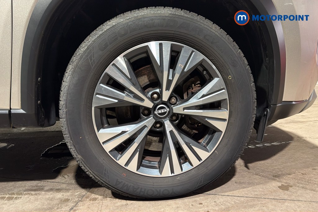 Nissan X-Trail N-Connecta Automatic Petrol-Electric Hybrid SUV - Stock Number (1631940) - 50th supplementary image