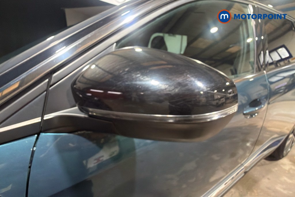 Peugeot 5008 Gt Line Premium Automatic Petrol SUV - Stock Number (1632758) - 43rd supplementary image