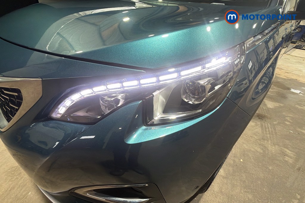 Peugeot 5008 Gt Line Premium Automatic Petrol SUV - Stock Number (1632758) - 44th supplementary image