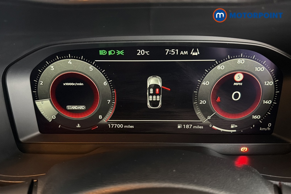Nissan Juke N-Connecta Manual Petrol SUV - Stock Number (1635890) - 7th supplementary image