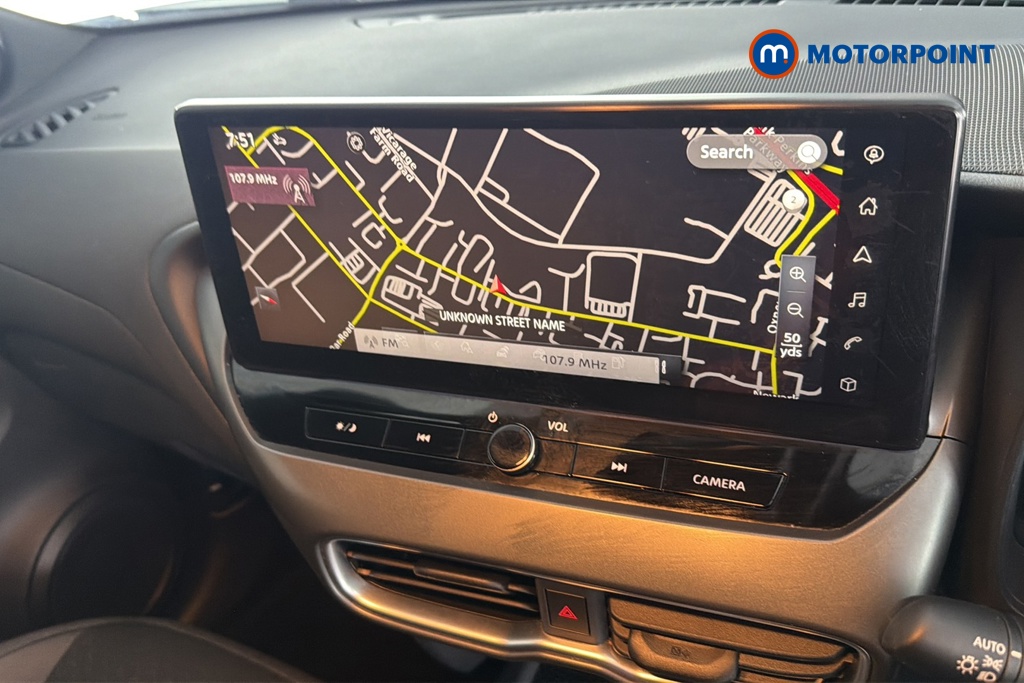 Nissan Juke N-Connecta Manual Petrol SUV - Stock Number (1635890) - 9th supplementary image