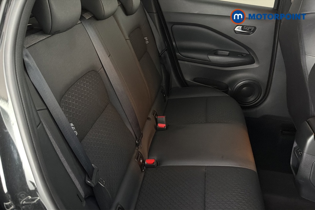 Nissan Juke N-Connecta Manual Petrol SUV - Stock Number (1635890) - 25th supplementary image