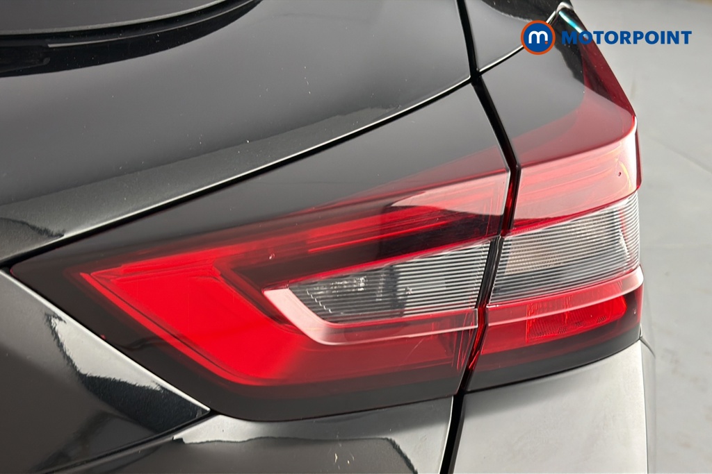 Nissan Juke N-Connecta Manual Petrol SUV - Stock Number (1635890) - 36th supplementary image