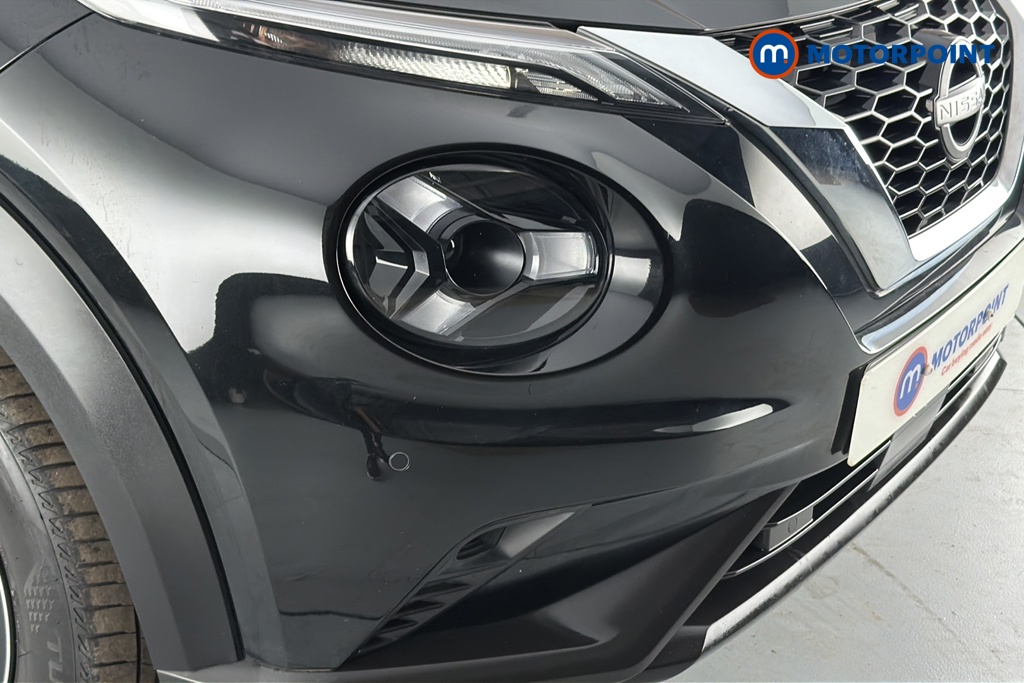 Nissan Juke N-Connecta Manual Petrol SUV - Stock Number (1635890) - 38th supplementary image