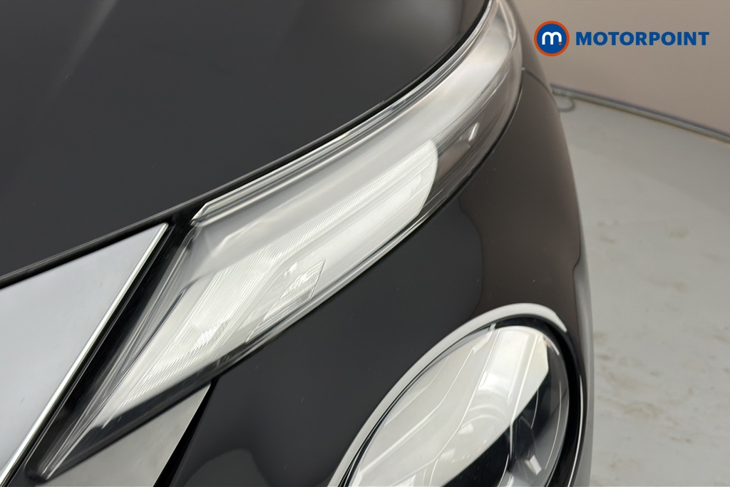 Nissan Juke N-Connecta Manual Petrol SUV - Stock Number (1635890) - 42nd supplementary image
