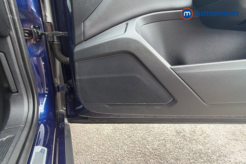 Volkswagen T-Roc R-Line Automatic Petrol SUV - Stock Number (1636848) - 21st supplementary image