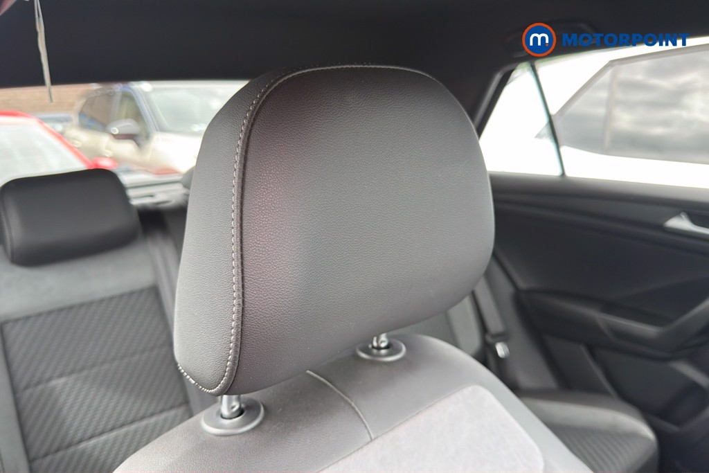 Volkswagen T-Roc R-Line Automatic Petrol SUV - Stock Number (1636848) - 23rd supplementary image