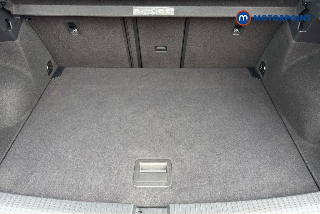 Volkswagen T-Roc R-Line Automatic Petrol SUV - Stock Number (1636848) - 33rd supplementary image