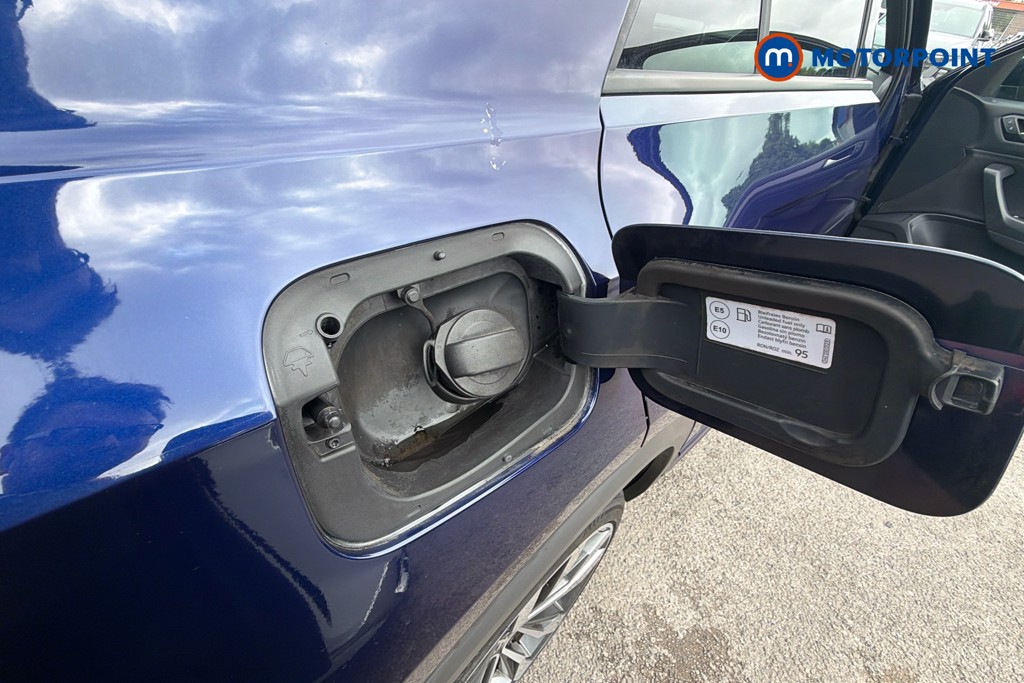 Volkswagen T-Roc R-Line Automatic Petrol SUV - Stock Number (1636848) - 41st supplementary image